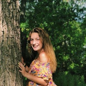 Meet your Posher, Tiani